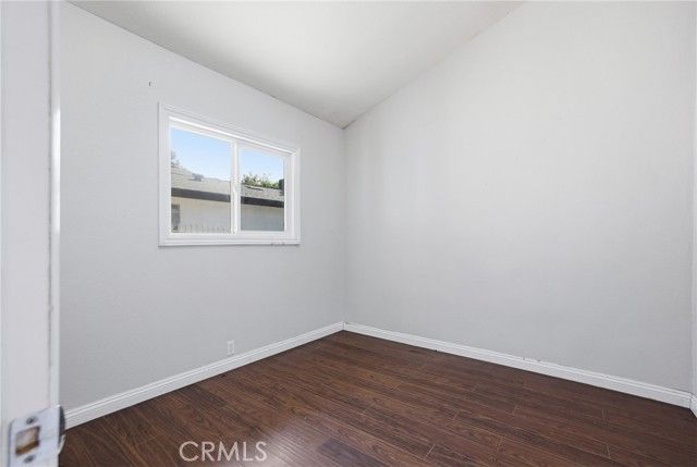 2083 S Cedar Street, Santa Ana, CA 92707