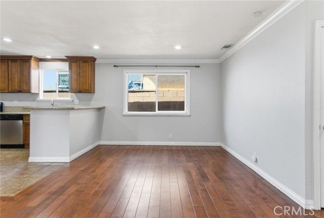 2083 S Cedar Street, Santa Ana, CA 92707