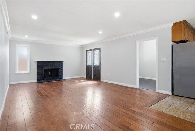 2083 S Cedar Street, Santa Ana, CA 92707