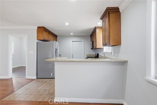 2083 S Cedar Street, Santa Ana, CA 92707