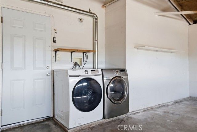 2083 S Cedar Street, Santa Ana, CA 92707