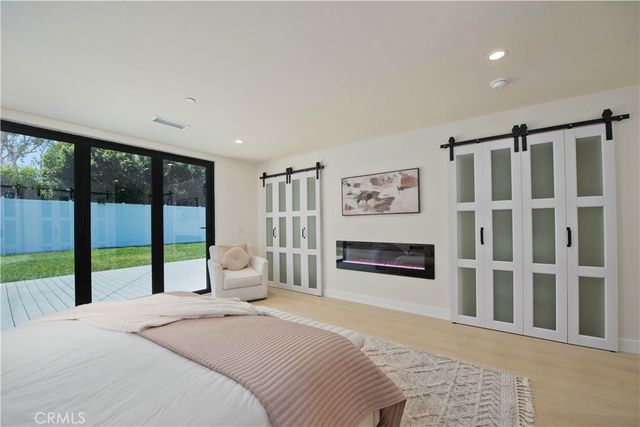 16158 Magnolia, Encino, CA 91436