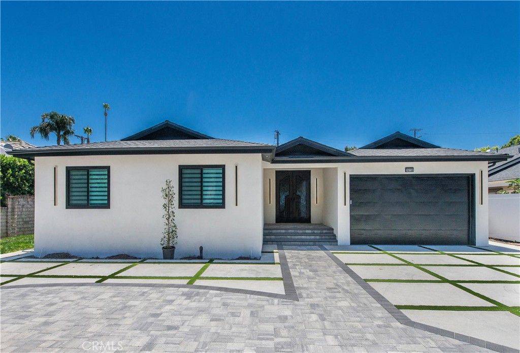 16158 Magnolia, Encino, CA 91436