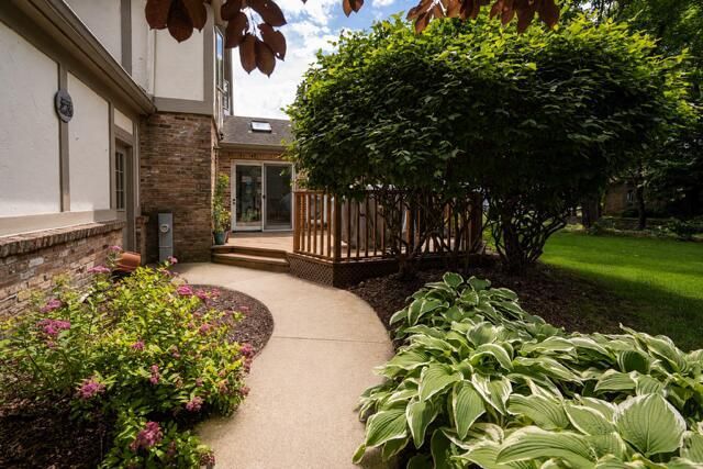 3 Maplewood COURT, Wind Point, WI 53402