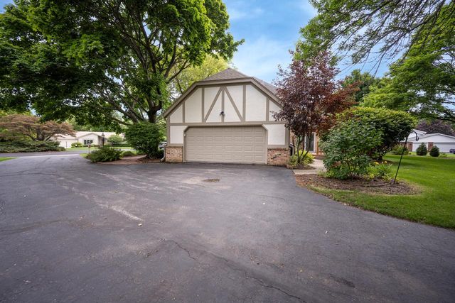3 Maplewood COURT, Wind Point, WI 53402