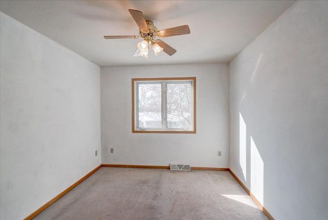 203 Cody Circle, Marshall, WI 53559