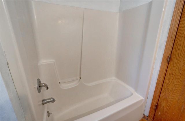 203 Cody Circle, Marshall, WI 53559