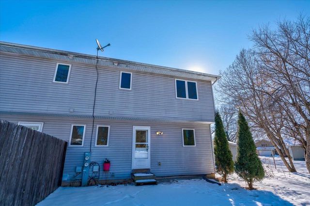 203 Cody Circle, Marshall, WI 53559