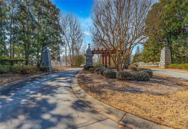 208 Chestnut Springs Way, Williamston, SC 29697