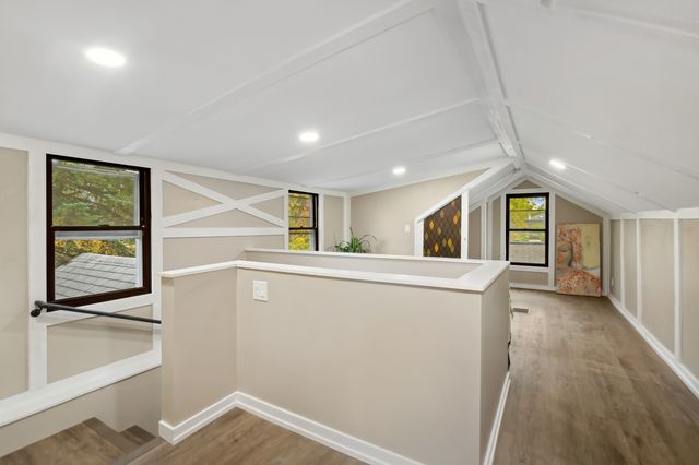 236 N West Road, Lombard, IL 60148