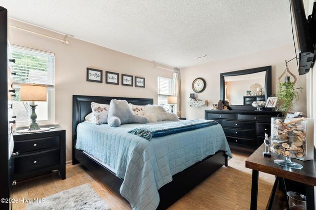 2932 New Town Drive, Wilmington, NC 28405