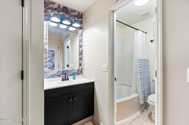 2932 New Town Drive, Wilmington, NC 28405