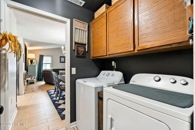 2932 New Town Drive, Wilmington, NC 28405