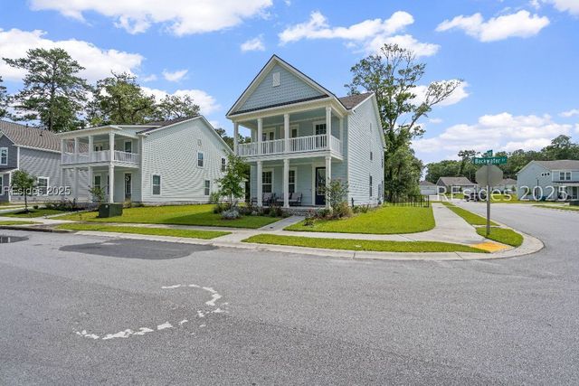 60 Backwater Street, Port Royal, SC 29006