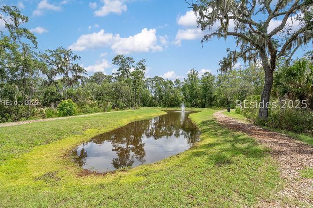 60 Backwater Street, Port Royal, SC 29006