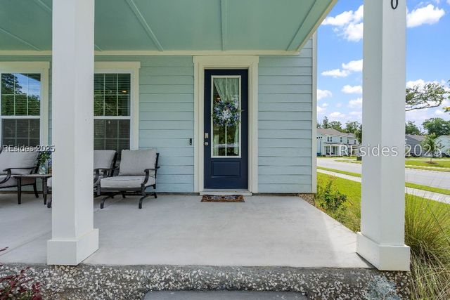 60 Backwater Street, Port Royal, SC 29006