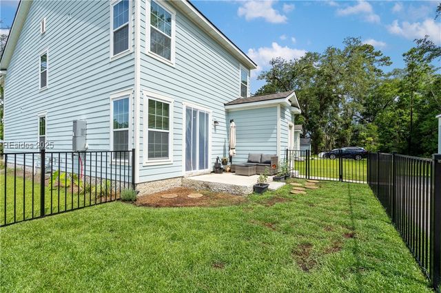 60 Backwater Street, Port Royal, SC 29006