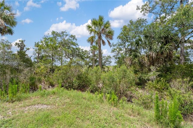 60 Backwater Street, Port Royal, SC 29006