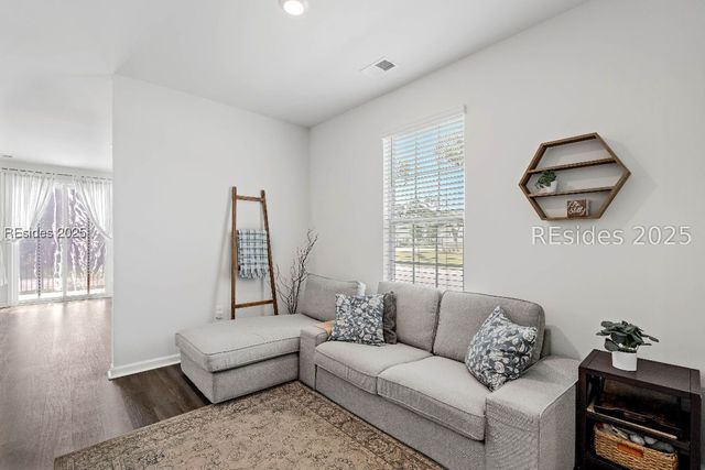 60 Backwater Street, Port Royal, SC 29006