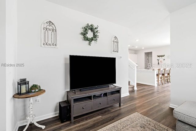 60 Backwater Street, Port Royal, SC 29006