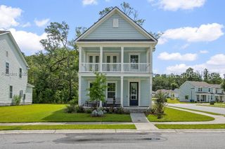 60 Backwater Street, Port Royal, SC 29006