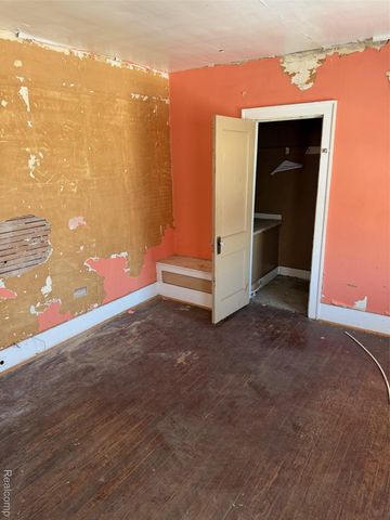 8936 N Martindale Street, Detroit, MI 48204