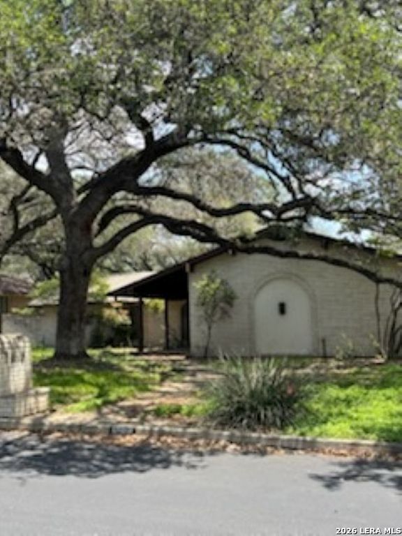 10118 N Manton, San Antonio, TX 78213