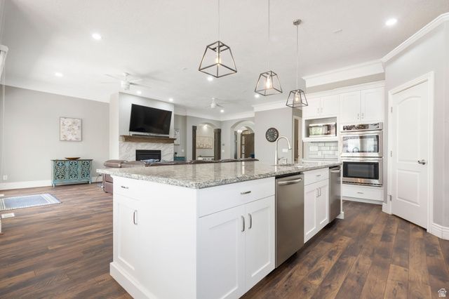 2737 W 9850 S, South Jordan, UT 84095