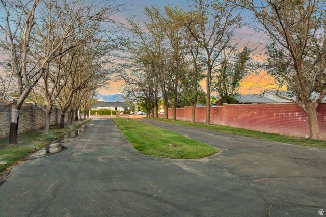 2737 W 9850 S, South Jordan, UT 84095