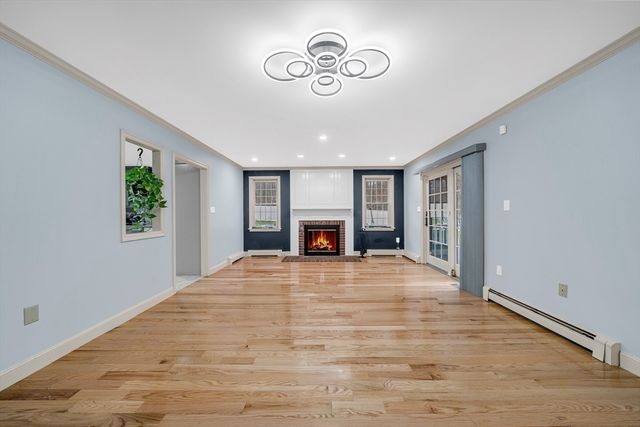 5 Bedros St, Windham, NH 03087