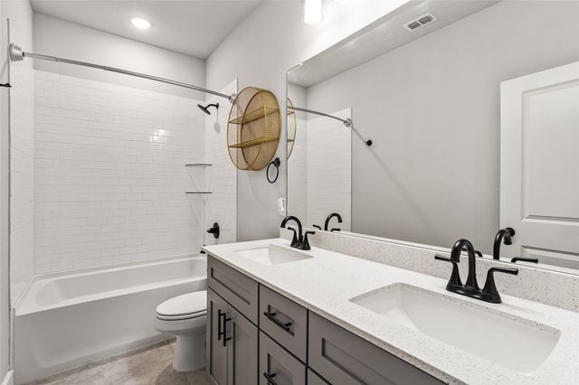 7637 Reis Lane, North Richland Hills, TX 76182
