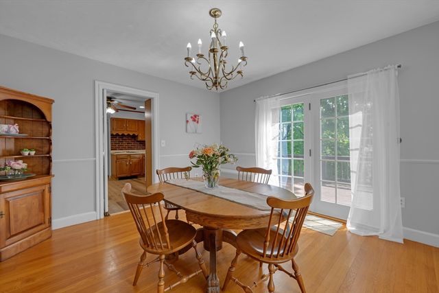 71 Morningside Rd, Worcester, MA 01602