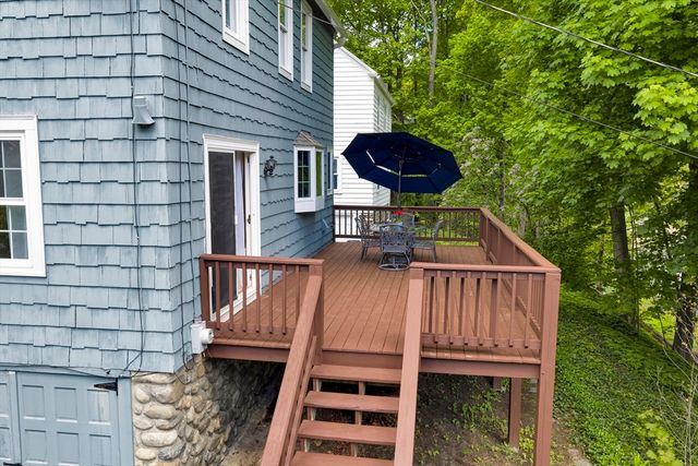 71 Morningside Rd, Worcester, MA 01602