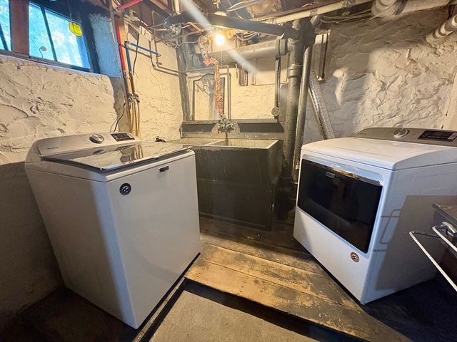 71 Morningside Rd, Worcester, MA 01602