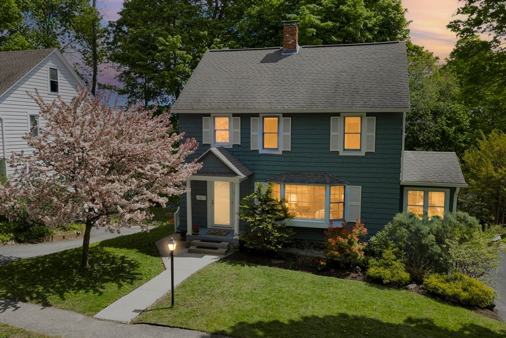 71 Morningside Rd, Worcester, MA 01602