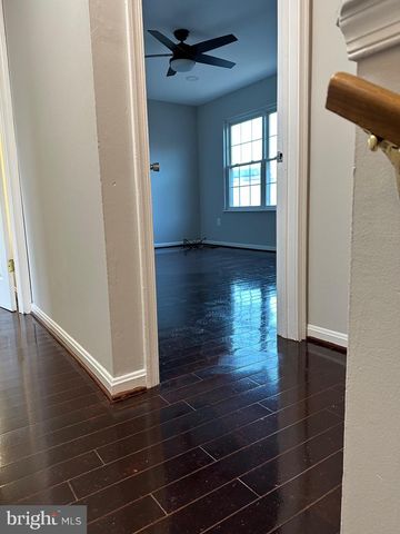 7806 MICHELE DR, Landover, MD 20785