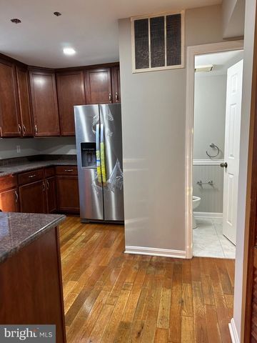 7806 MICHELE DR, Landover, MD 20785