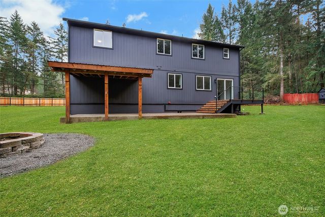 210 Tiedeman Road NW, Lakebay, WA 98349
