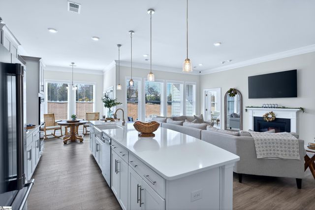 305 Addie Court, Woodruff, SC 29388