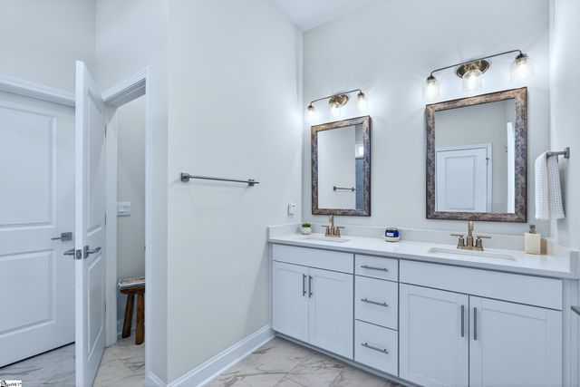 305 Addie Court, Woodruff, SC 29388