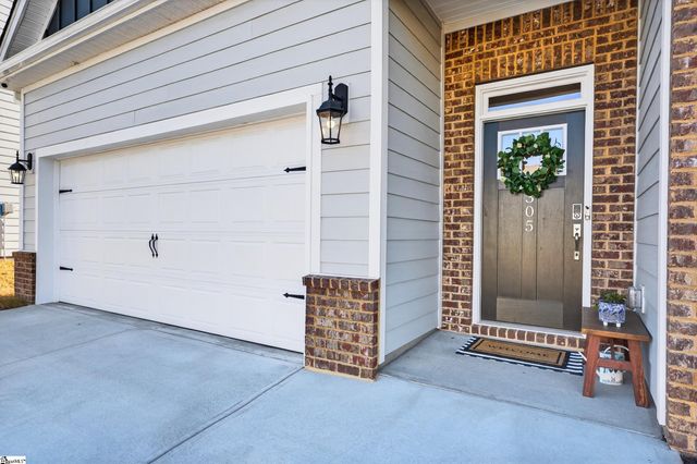 305 Addie Court, Woodruff, SC 29388