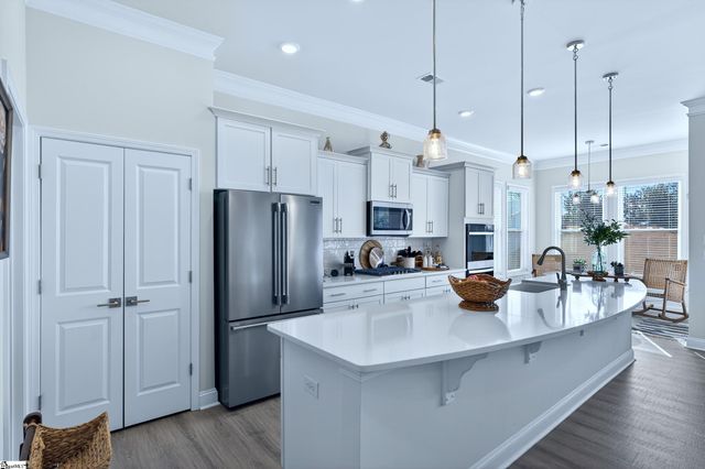 305 Addie Court, Woodruff, SC 29388