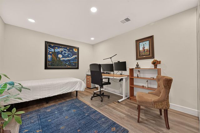 1602 Big Lake Drive, Houston, TX 77077