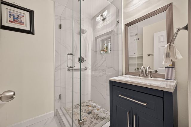1602 Big Lake Drive, Houston, TX 77077