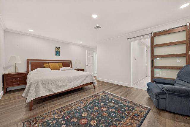 1602 Big Lake Drive, Houston, TX 77077