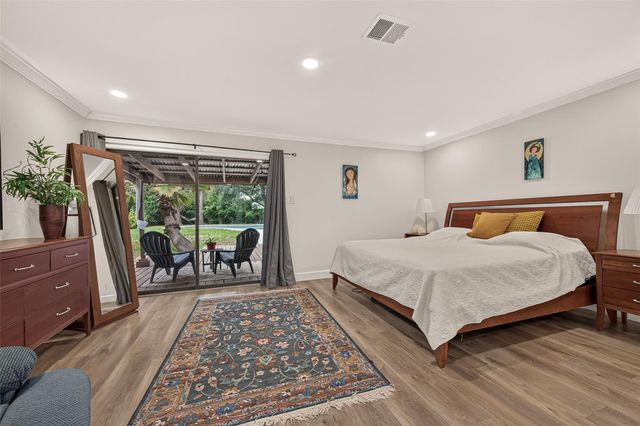 1602 Big Lake Drive, Houston, TX 77077