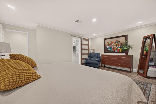 1602 Big Lake Drive, Houston, TX 77077