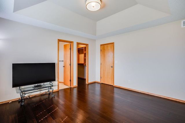 2121 S Upland Hills, Wichita, KS 67235