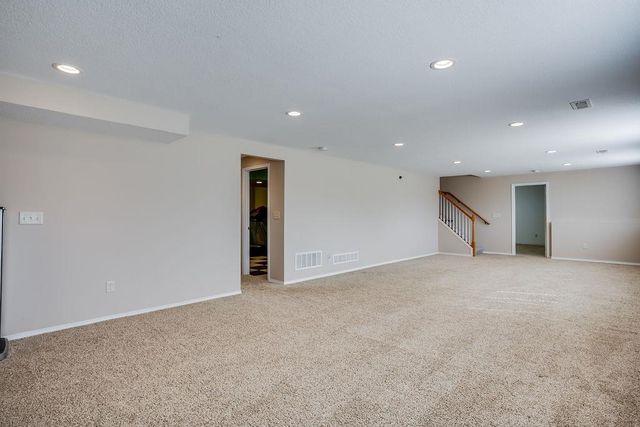 2121 S Upland Hills, Wichita, KS 67235