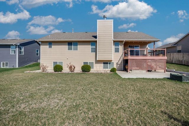 2121 S Upland Hills, Wichita, KS 67235